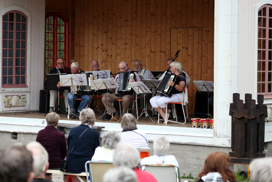 Byledraget, Säfstaholms Slottspark, Vingåker 2011